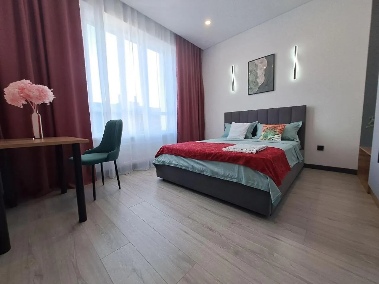 Stylish Apartment Mega Almati 0*,